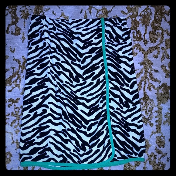 Other - Velcro towel wrap